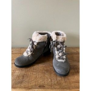 NWOT Earth Origins Sz 10 Ladies Rada Boot in Grey Suede Faux Fur Lace Up Zipper